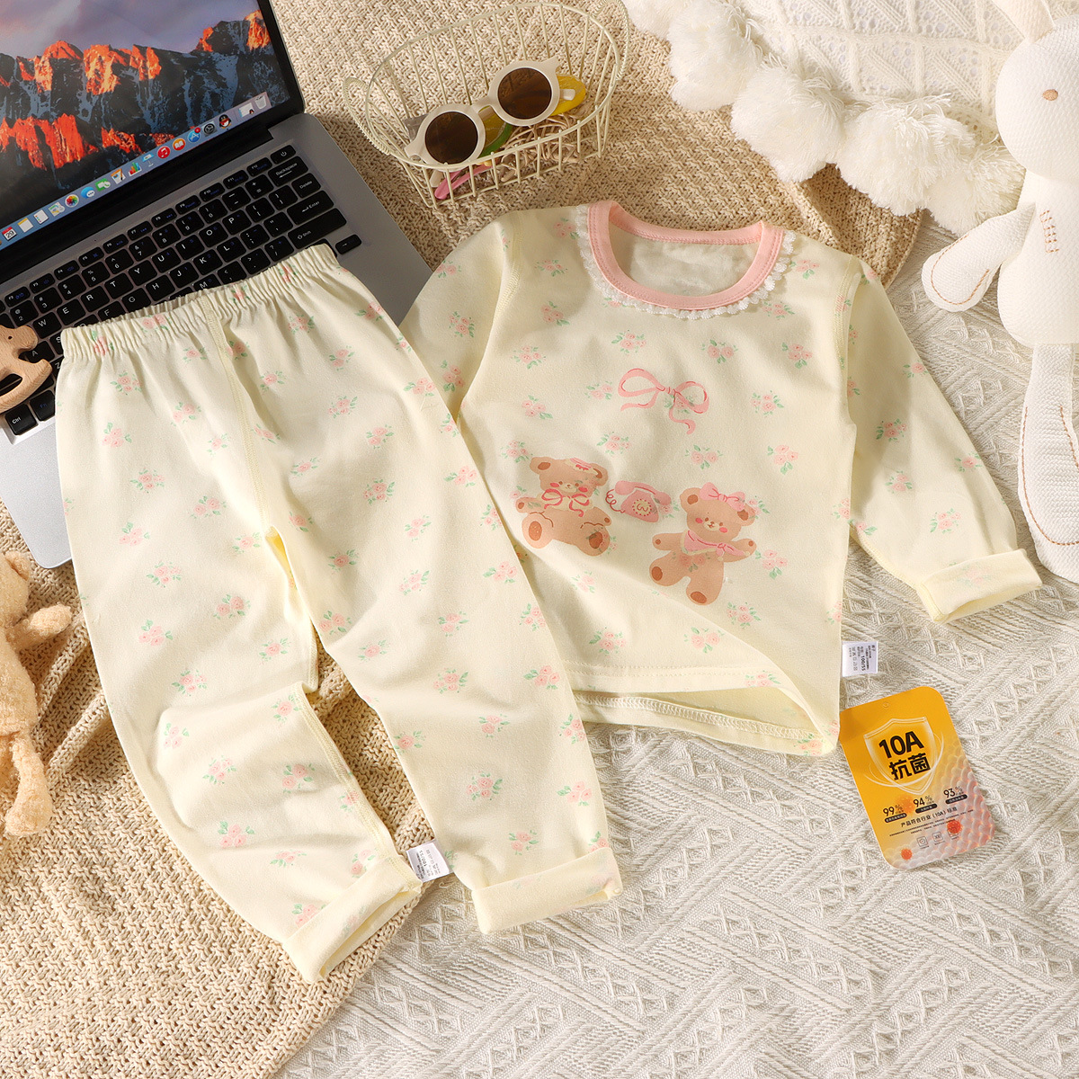 Traje de pijama para niños, ropa de aire acondicionado de dibujos animados para niños y niñas, ropa para el hogar de algodón para bebés, pantalones coreanos de manga larga para niños pequeños y medianos