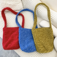 日系复古托特包包2024新款通勤百搭斜挎包大容量水桶包女包