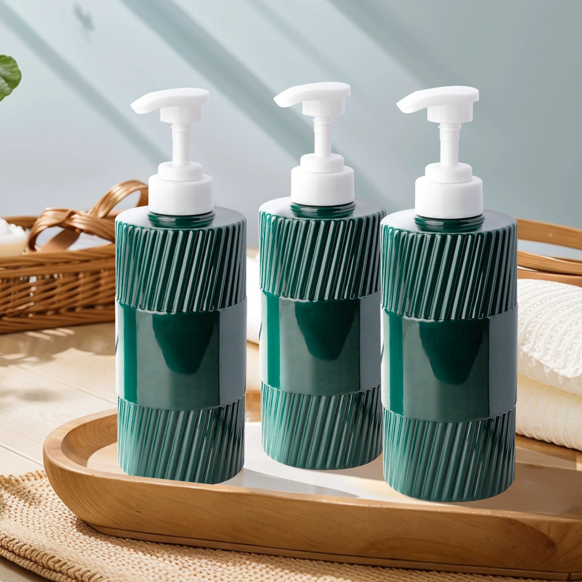 Пятно зеленый 500ml плоские плечи полосатые гель для душа ПЭТ Мойка пластиковая бутылка упаковочный материал цилиндрический пресс-разделочная бутылка