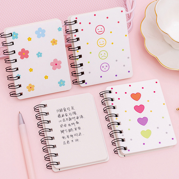Hyuna Little Flower Coil This middle school student portable pockets…