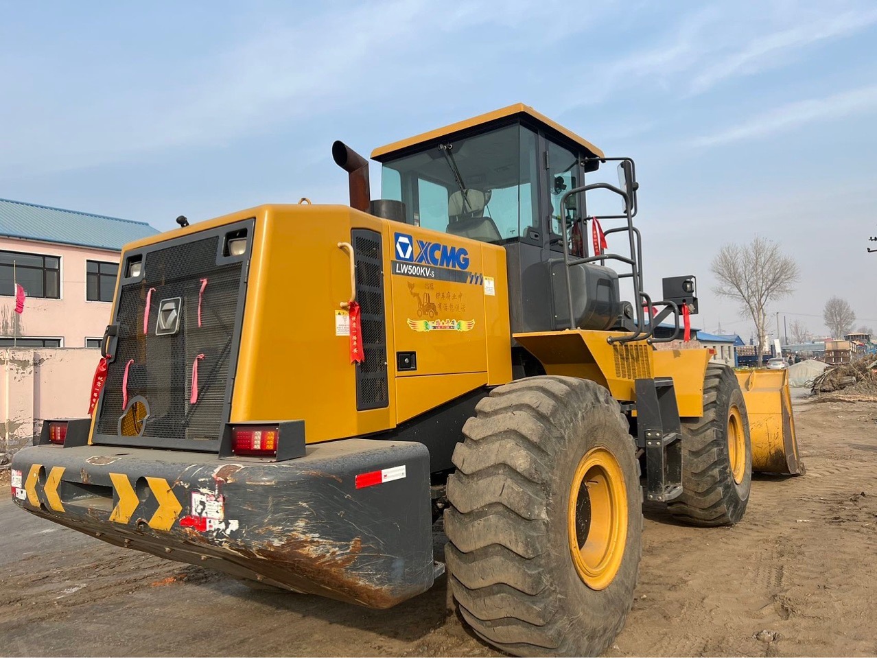 Guangdong Xinjiang Mongolia línea de exportación de segunda mano XCMG 500 carretillas elevadoras 856 y 956 cargadoras