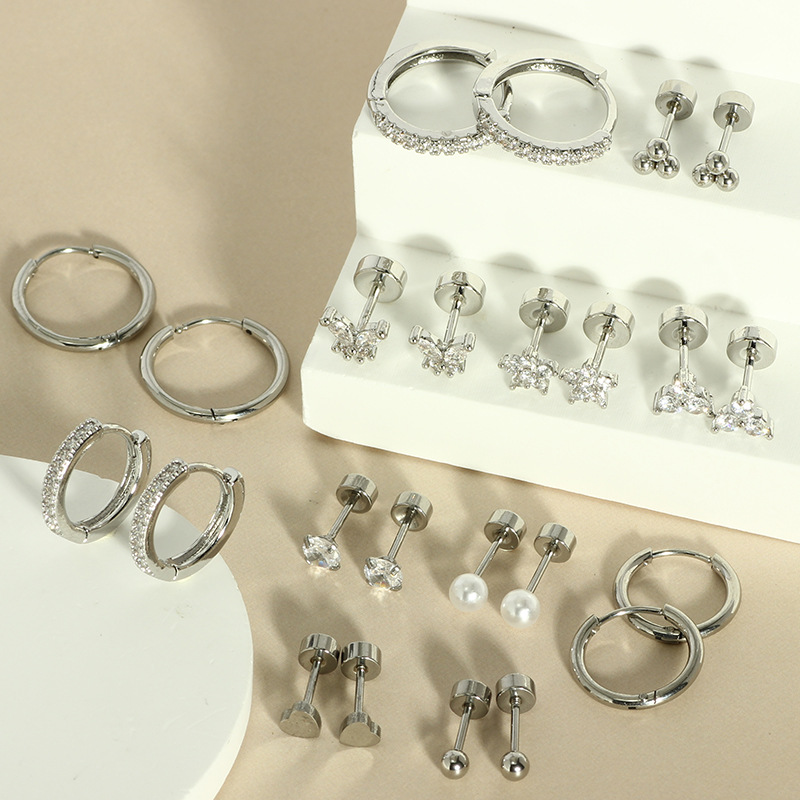 Pointed titanium steel lip stud product view