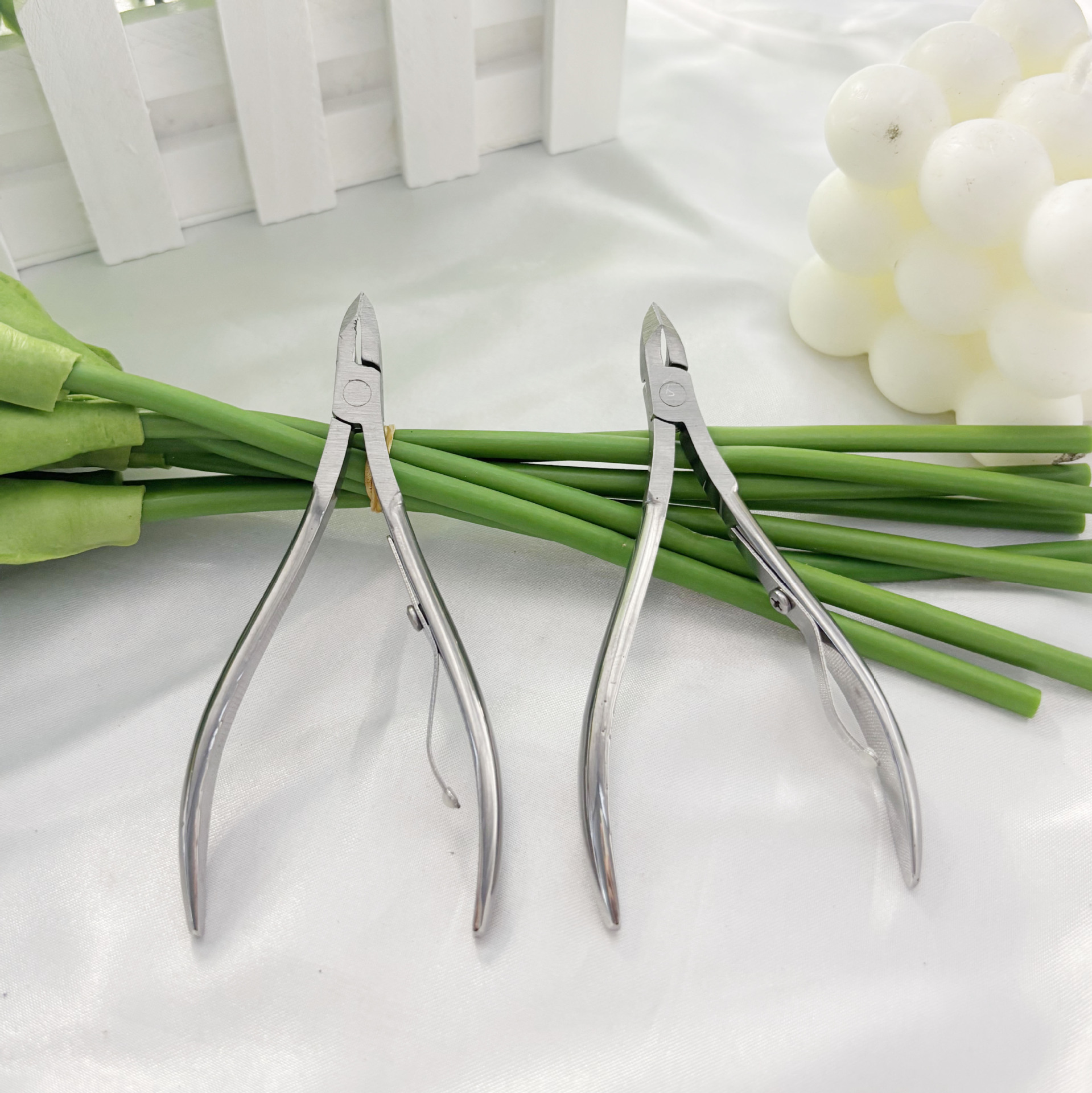 tijeras de manicura especiales para exfoliación de piel muerta tijeras de manicura especial de acero inoxidable pedicura manicura empuje punción cubierta de púas