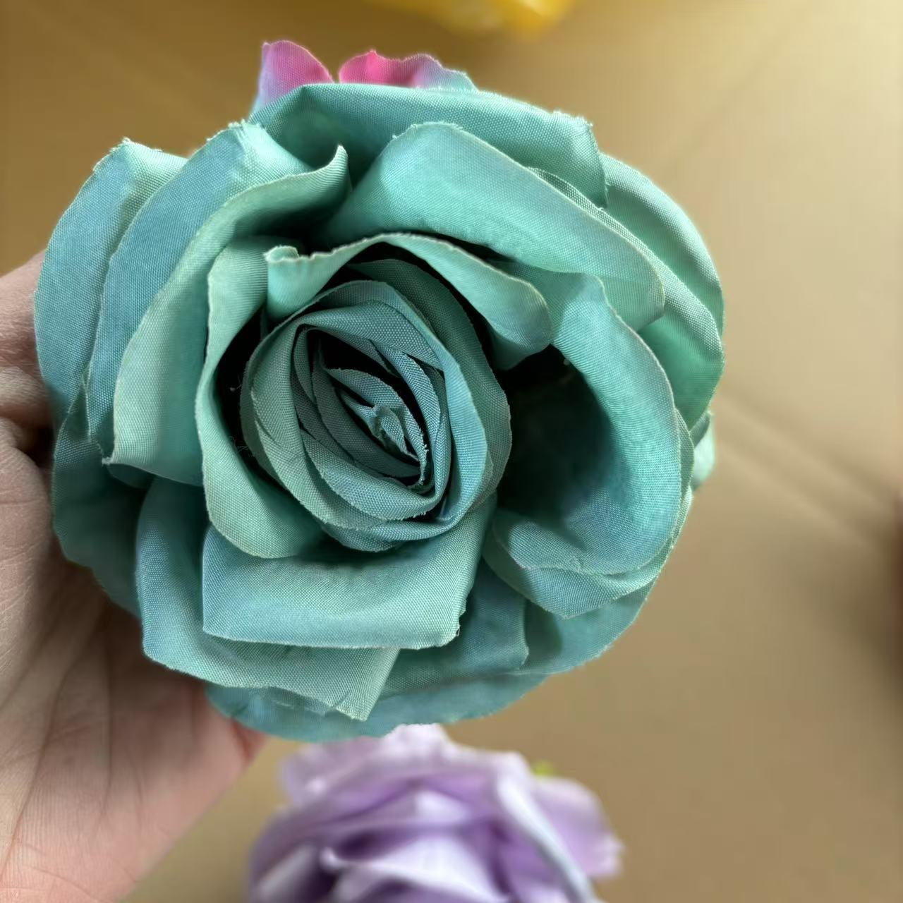 밝은 유럽 녹색