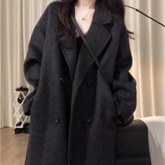 2025新款赫本风黑色毛呢大衣女秋冬季慵懒高级感宽松加厚呢子外套