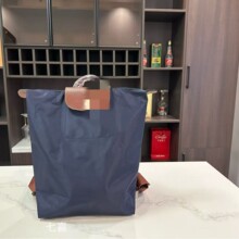 �������J��̖�p�米����ӱ����ۯB��������ͨ�����з�ˮ���e���s