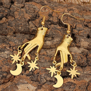 �羳������ׁ�Ůʿ�Ӵ������������K�����r���Ɍ�Ůʿ���h�Ʒ