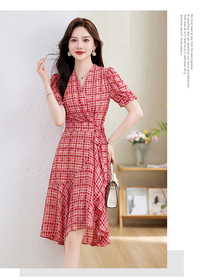Váy maxi nữ cổ chữ V thắt eo họa tiết hoa nhí mùa hè — Màu xanh lá, Màu đỏ chi tiết 13