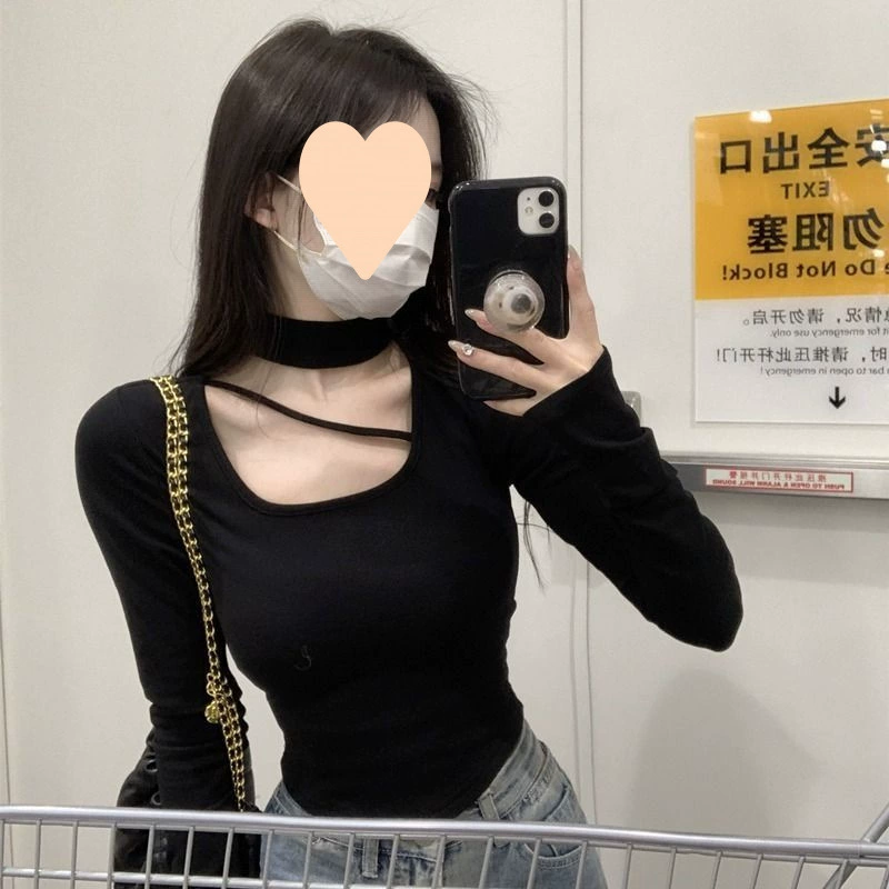 Однотонные утягивающие топы с длинными рукавами и воротником-стойкой для женщин на осень и зиму, новый нишевый дизайн, рубашки с вырезом внизу