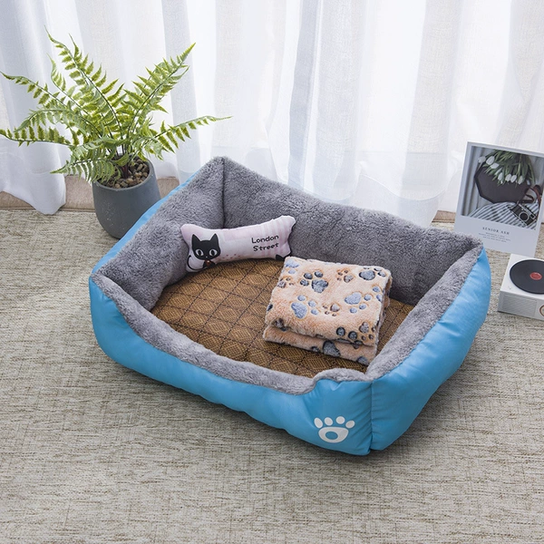 Azure duvet, mat, toy