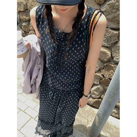 半身裙;女式衬衫;休闲裤