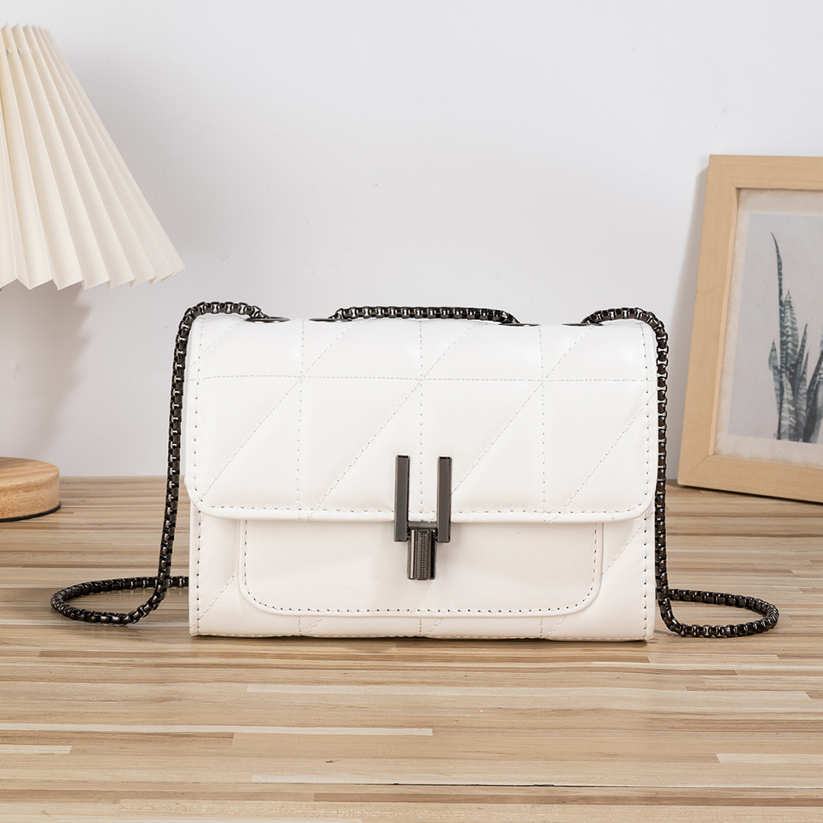 Guangzhou fábrica de comercio exterior transfronterizo bolsos de mujer al por mayor bolsos de cadena de estilo Xiaoxiang Ling bolsos de hombro bolsos de mujer image 7