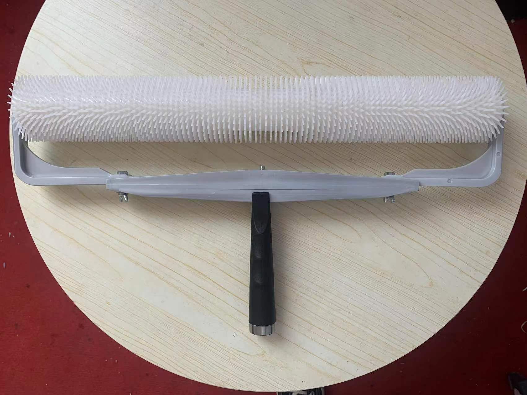 Fabricante al por mayor rodillo de espuma aguja rodante pintura de piso rodillo cepillo auto-nivelación industrial de hardware doméstico 18 pulgadas