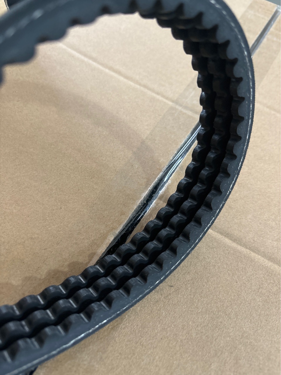 20*1700L toothed triangle belt 6736775 for harvesters 7188792 for tractors and agricultural machinery industrial transmission belt