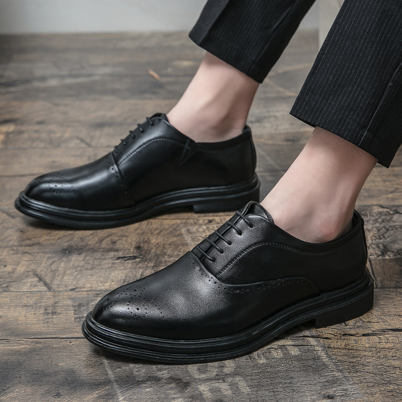 Zapatos de cuero de talla grande transfronterizos 38-46 primavera y otoño nuevos zapatos de cuero formales de negocios a cuadros para hombres gruesos leathershoes