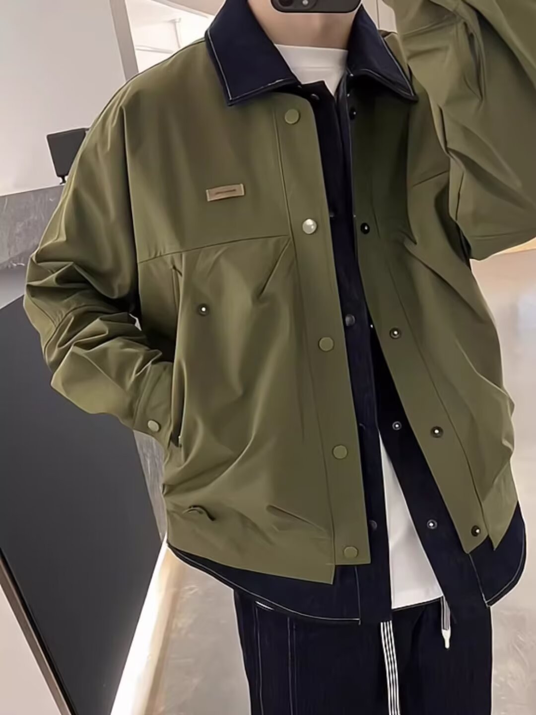 1 2024 Herbst/Winter Neue Weite Version Zweiteilige Trendige Lässige Vielseitige Herren-Jeansjacke mit Patchwork-Design_voghion.com