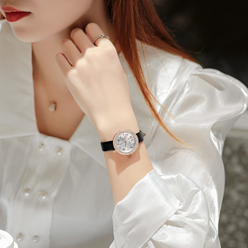 古欧古欧手表女简约时尚气质镶钻圆形防水石英表皮带小众女士手表