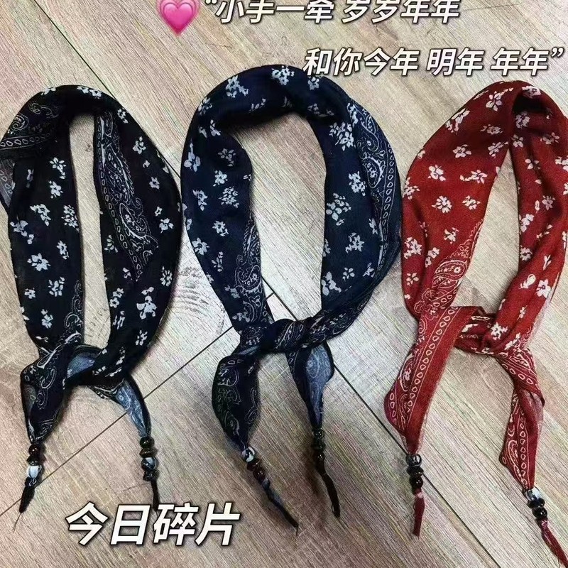 新款串珠三角巾时尚搭配衬衫春秋季高级感围脖丝巾装饰腰果批发|undefined