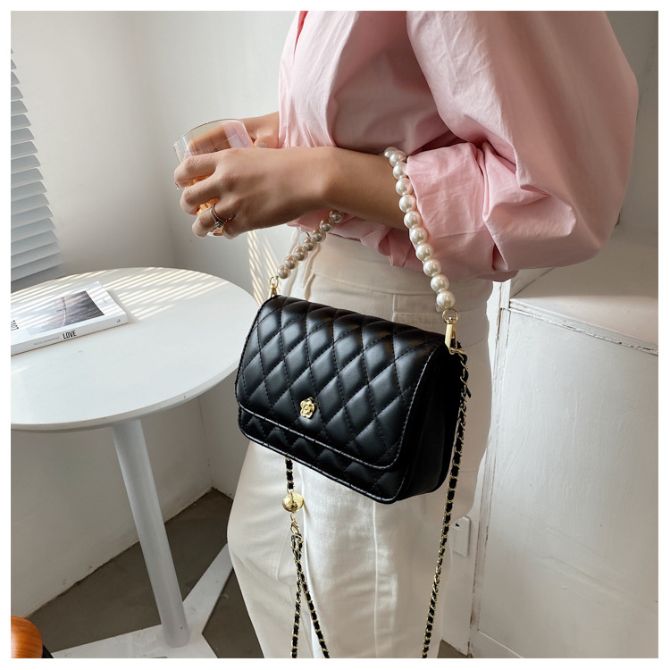 Fashion Pearl Chain Rhombus Embroidery Thread Messenger Small Square Bag Wholesale display picture 52