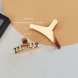 8cm 5.6cm barbed shark clip small clip headdress hair clip back head metal empty grip clip temperament hair grip