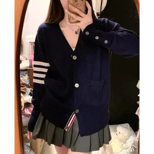 Women's Autumn V-neck Knitted Cardigan Jacket in Navy Blue, Korean Style College Fashion, Slimming, Innerwear Base Shirt Top