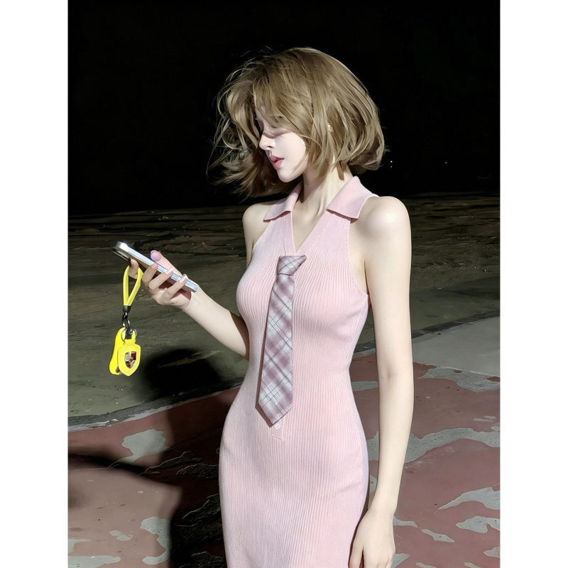 Fashionable Chanel-Style Collared Knit Dress, New Summer Korean Design, Sexy V-Neck Slim-Fit Knit Dress