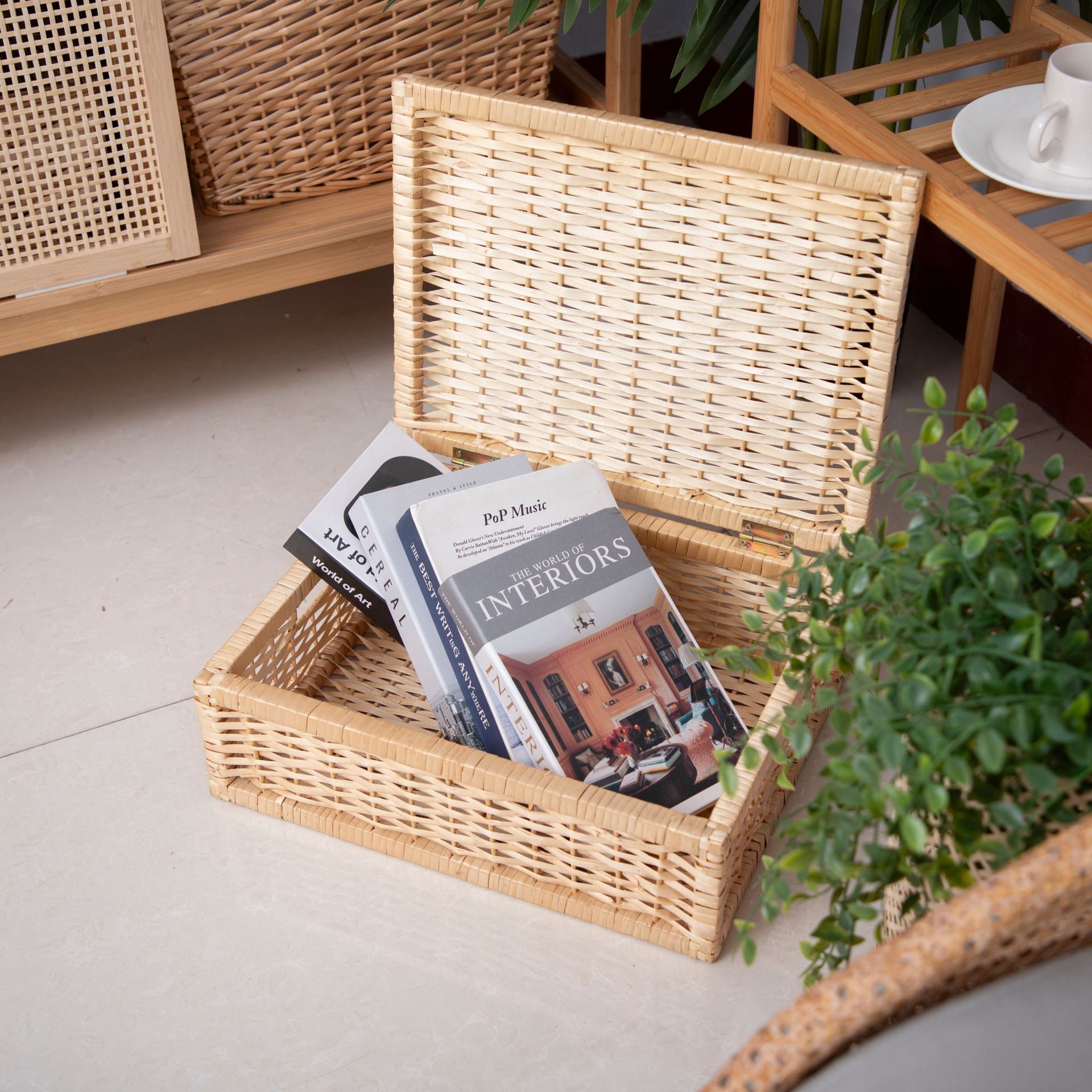 Cesta de almacenamiento de ratán personalizada Cesta de almacenamiento rectangular con tapa Caja de almacenamiento de mimbre para el hogar Cesta de almacenamiento de acabado