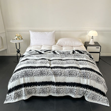 新款阳里子提花绒雪花条纹盖毯四季沙发毯办公午睡毯保暖亲肤绒毯