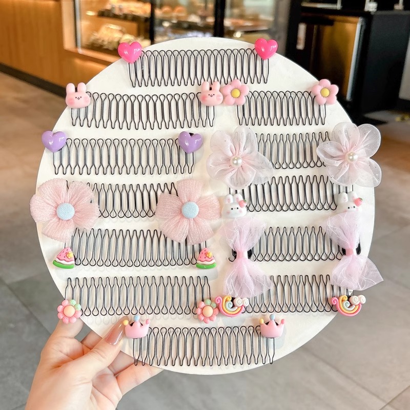 Niñas peinar la frente peinar el cabello peinar la cabeza de las niñas peinar el cabello peinar el cabello peinar el cabello peinar el cabello peinar