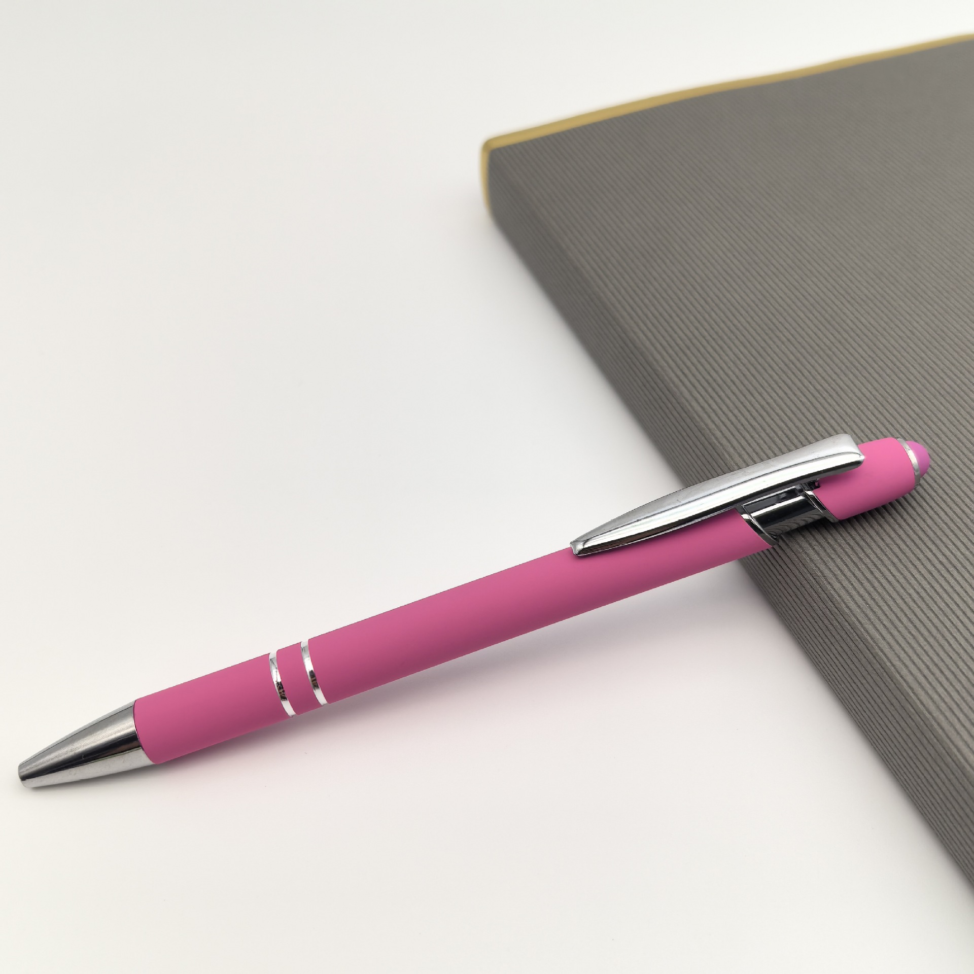 Presione caramelo color metal lápiz láser LOGO lápiz de metal pulverizador de pegamento colorido lápiz de bola