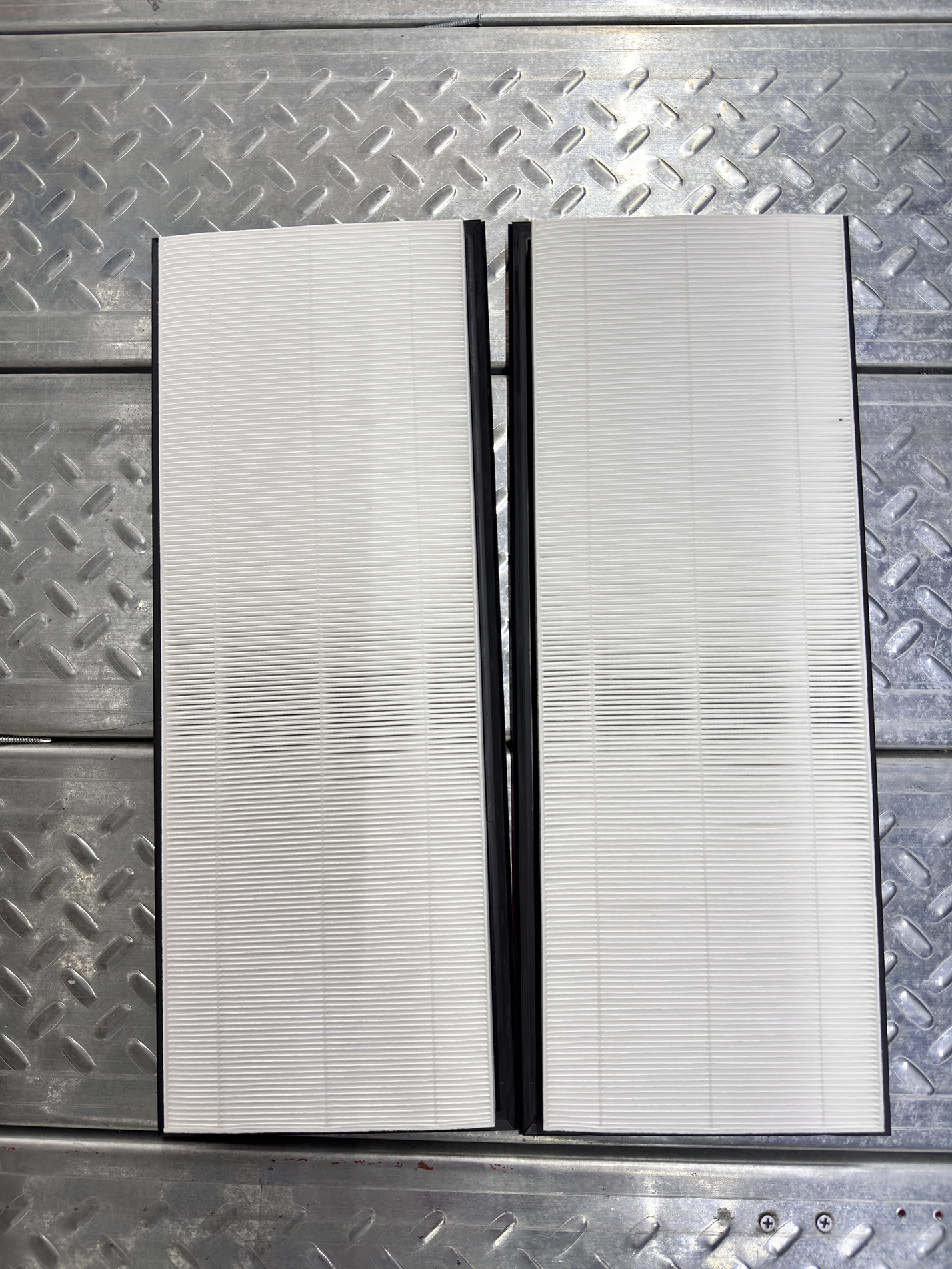Sofima air conditioning filter is suitable for Tesla Model Y external air conditioning filter, white, 2-pack, 1658375