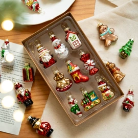 圣诞装饰品;圣诞球;圣诞树