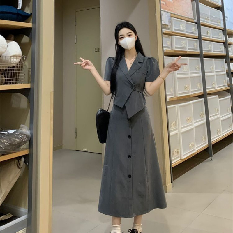 2026 New Summer Fresh College Style Pleated Short-Sleeved Dress Suit Slimming Skirt