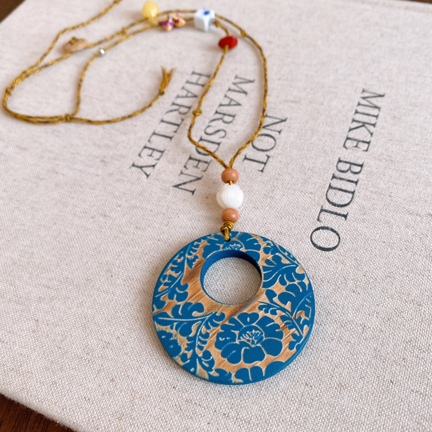 25# necklace-blue