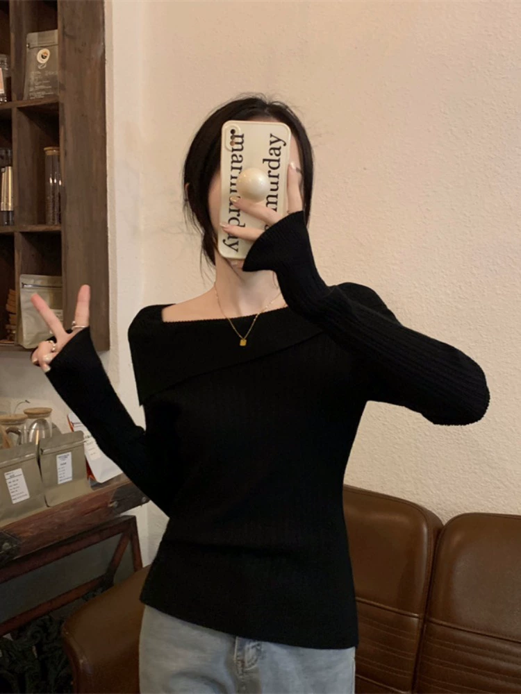 Вязаный уютный осенью дизайн с длинным рукавом, открытые плечи, французский стиль, высокая талия