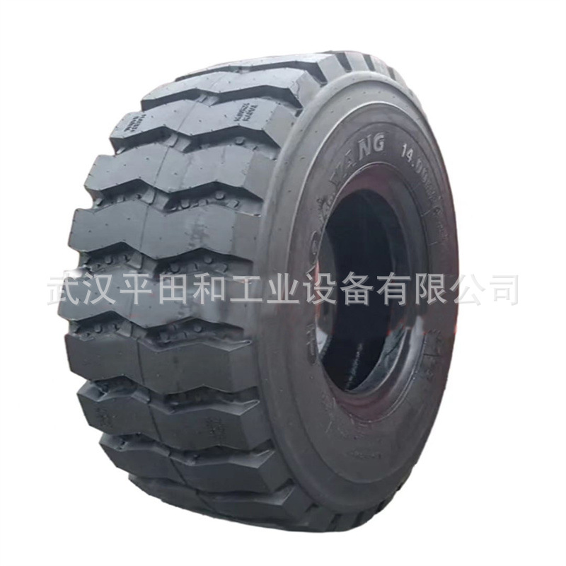 CB793矿山工地路面/自卸车/矿卡13.00R2514.00R25价优工程车轮胎