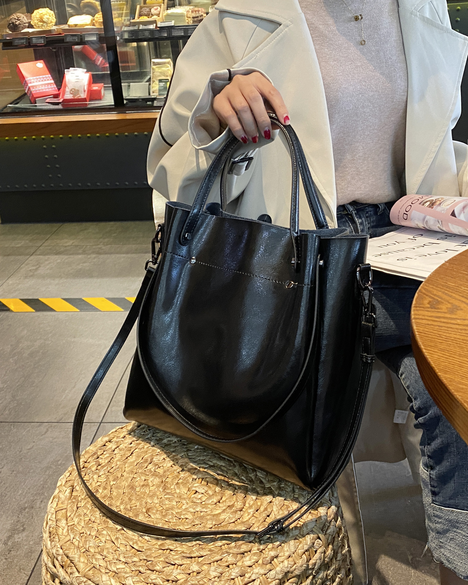 Borsa a secchiello donna in vera pelle, elegante borsa a spalla_voghion.com