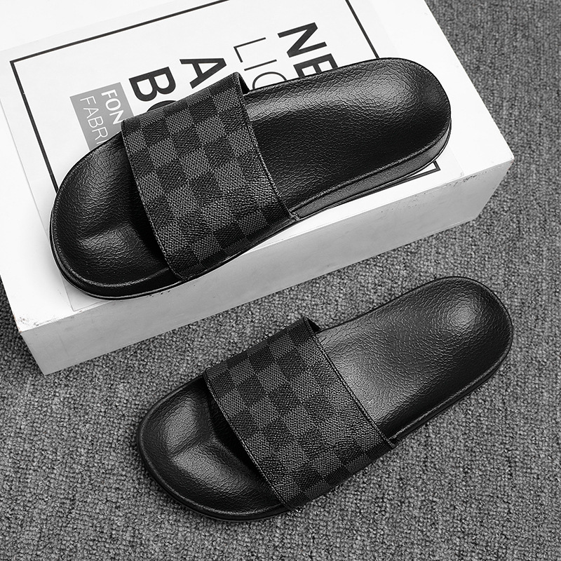 2025 Summer Men's New European and American Slippers for Outdoor Wear, Indoor and Household Versatile Non-Slip Slippers