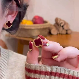 耳钉;耳扣;项链