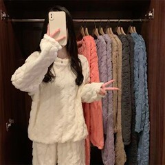 秋冬款珊瑚绒提花套装睡衣家居服女加绒加厚保暖套装长袖长裤套装