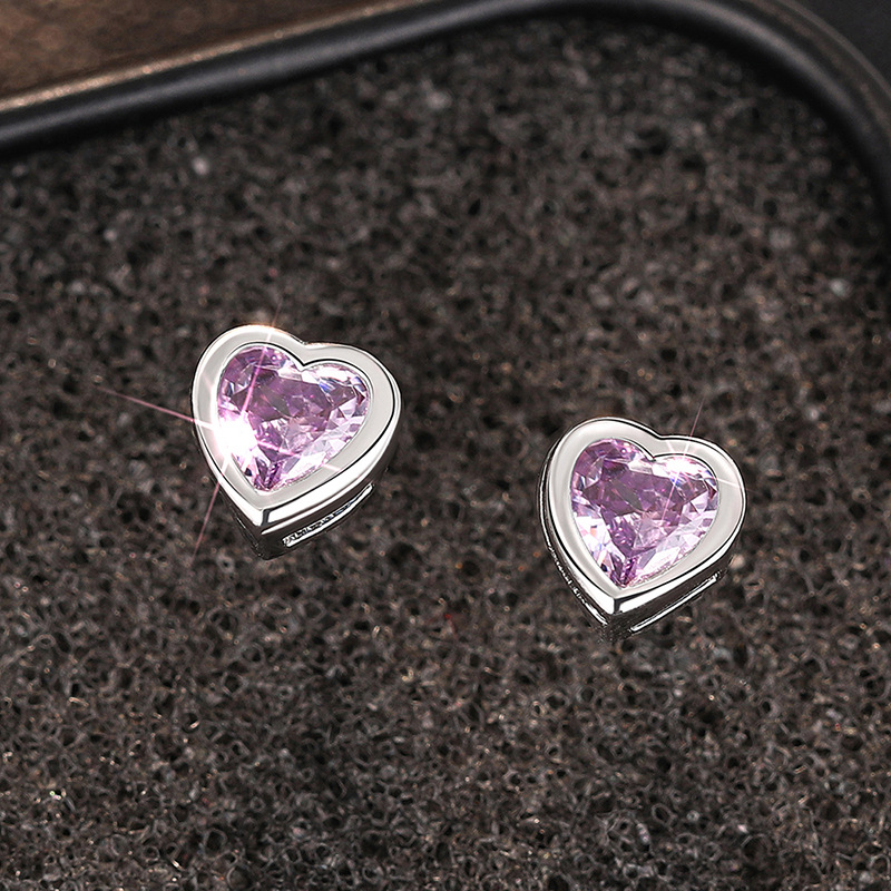 3g Weight Copper Ear Needle Material Ear Studs Classification 1 Pair Quantity Daily, Street Occasion Copper Material Heart Shape Pattern All Seasons Season Women's Gender Sweet Style 1 Pair Sweet Heart Shape Copper Ear Studs 18