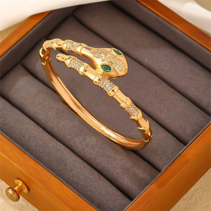 Parure de bijoux serpentine pleine de diamants, bague bracelet en zircon, personnalité de luxe légère, tête de léopard de l'industrie lourde_voghion.com
