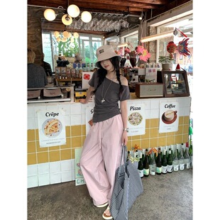 ��ɫ�p�g���e�\�����bŮ�ľ޺ÿ�С����¶�������������ѝ�ɼ���