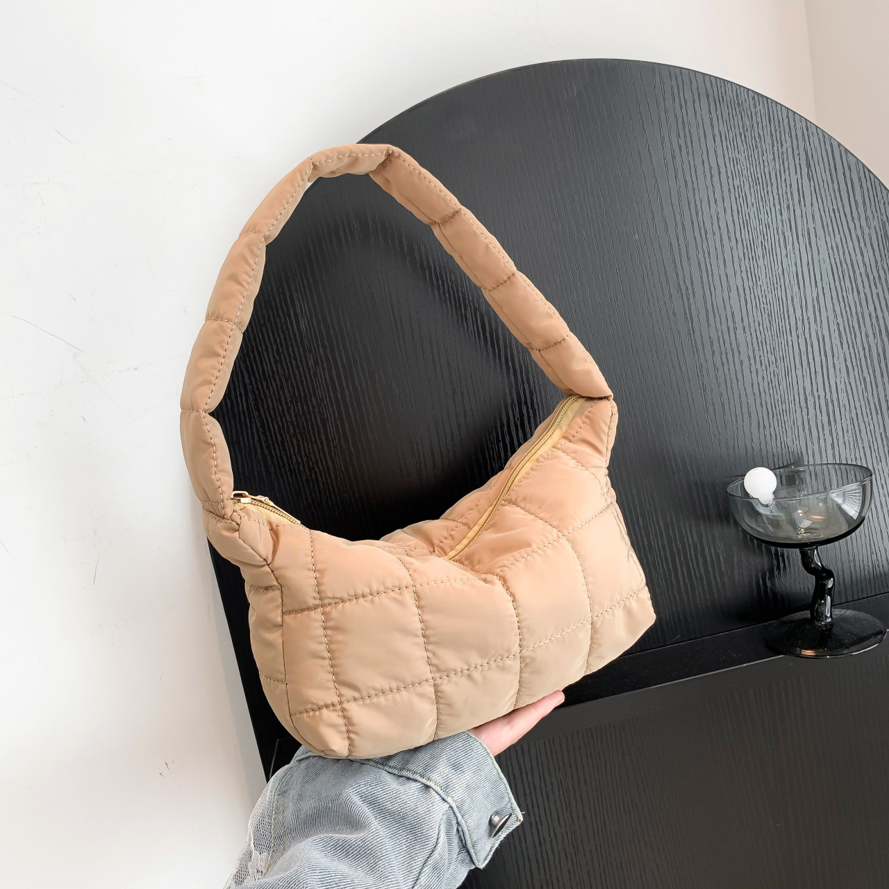 New Autumn and Winter Down Jacket Women's Bag 2023 Fashion Solid Color One Shoulder Underarm Dumpling Bag Foreign