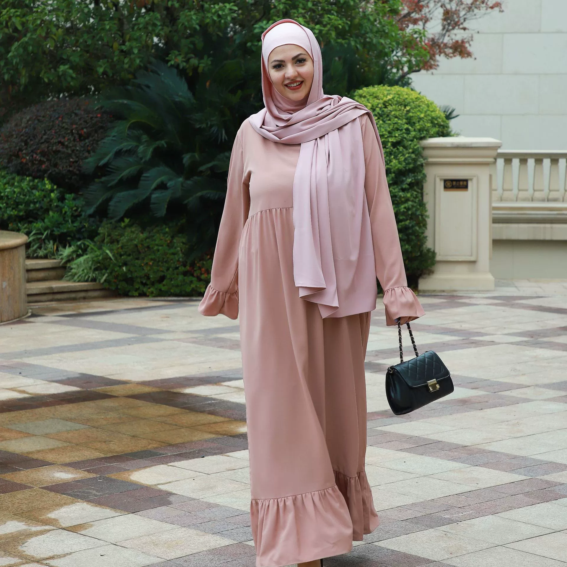 Набор платья осенью 2024 Pure Color Cross - border Clothing 2 предмета ABAYA хиджаб большого размера