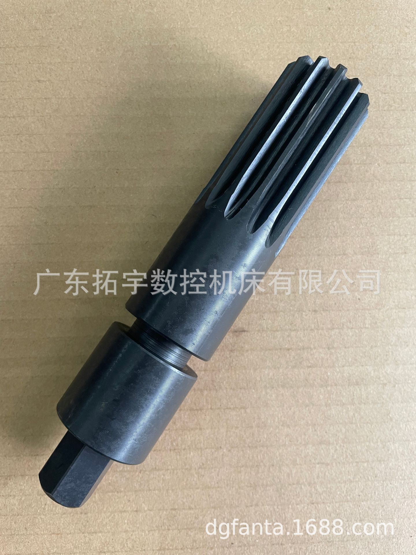 台湾立式摇臂铣床机身零配件C120进给齿轮轴 滑枕前后移动齿轮轴