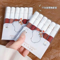 愛心熊唇釉薬セットシルクの霧面のつや消しはコップの唇の泥の規格品の口紅セットの国の商品の化粧品の卸売りをつけません。