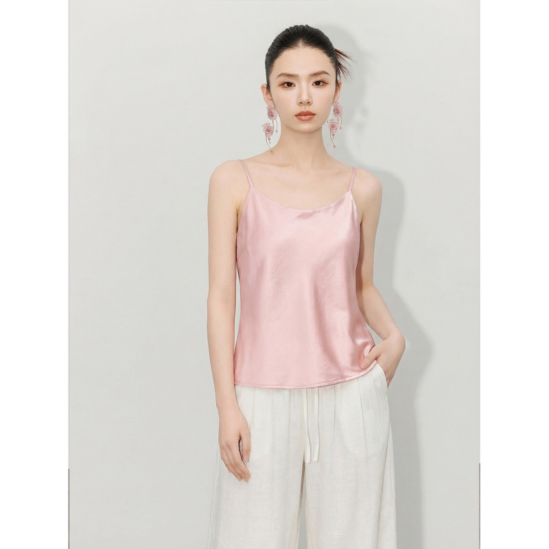【Zhihetang】2026 Spring/Summer New Acetate Satin Camisole with a High-End Feel, Simple and Versatile Inner Layer Top