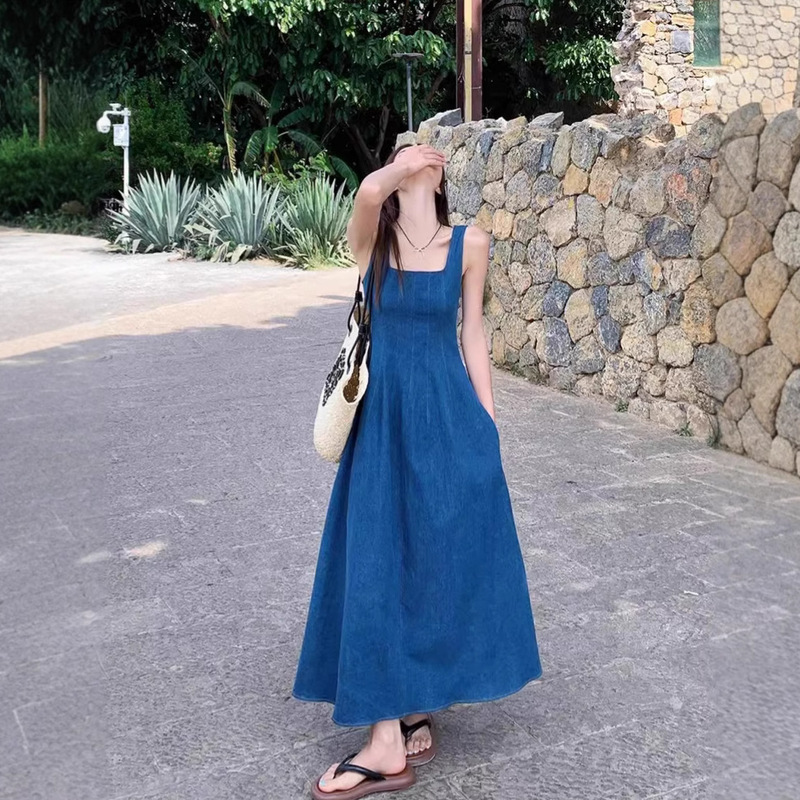 Blue Sleeveless Denim Suspender Dress Women's Summer New Square Neck Waist Slimming French Style Long Skirt Blue Sleeveless Denim Suspender Dress Women's Summer New Square Neck Waist Slimming French Style Long Skirt