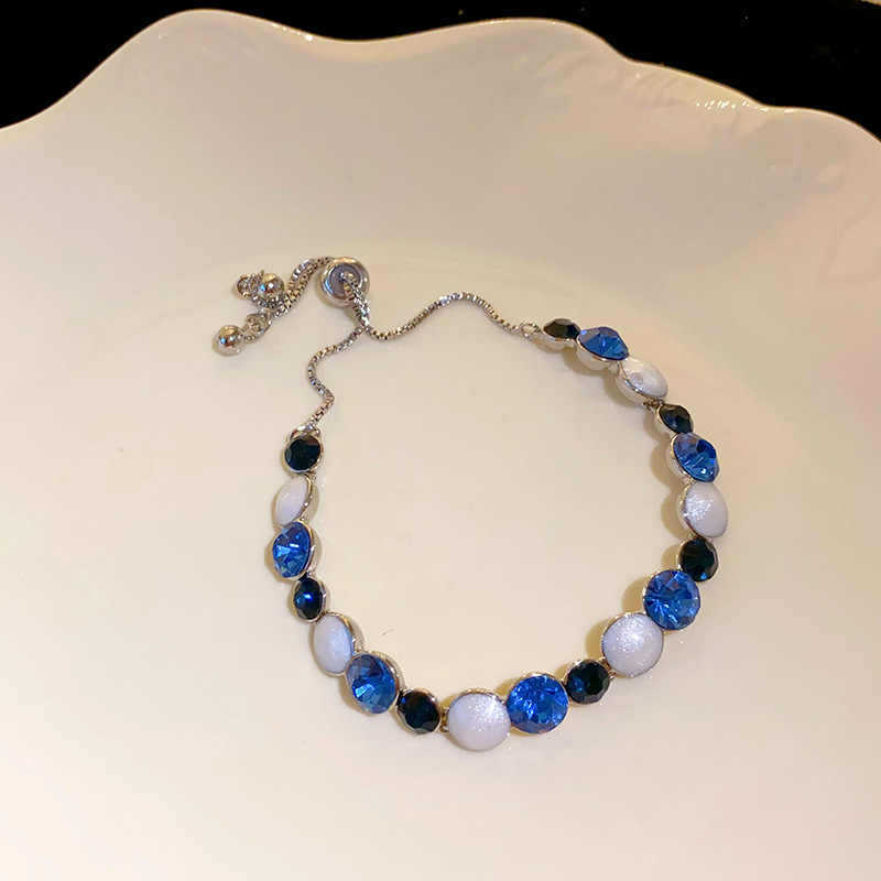 Pulsera de amor solar de circón galvanizado en oro real